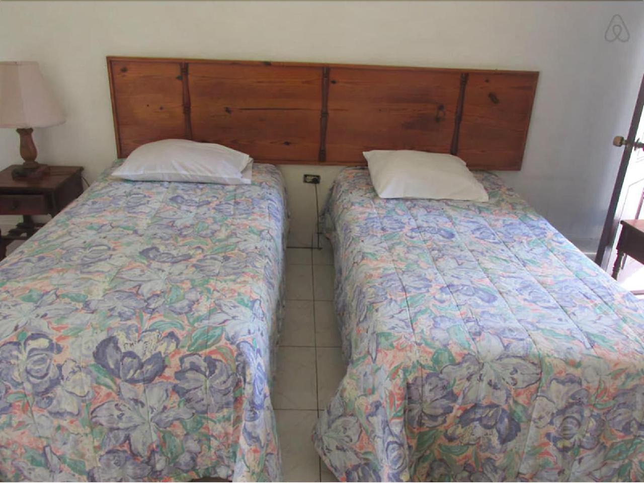 Paradise Brandon Hill Guest House Montego Bay Eksteriør billede